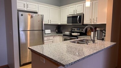 6612 Olive Ln N in Maple Grove, MN - Building Photo - Building Photo