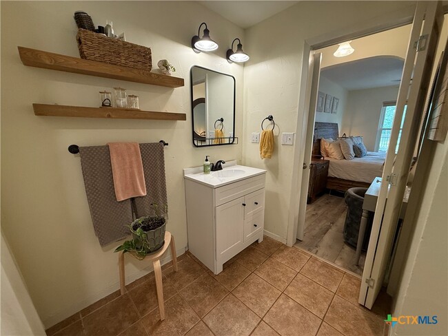 property at 1183 Fredericksburg Rd