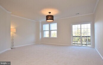 42287 San Juan Terrace in Aldie, VA - Building Photo - Building Photo