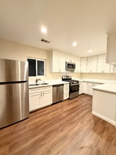 408 Page St in San Jose, CA - Foto de edificio - Building Photo