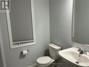 702 Perseus Ave in Ottawa, ON - Building Photo - Building Photo