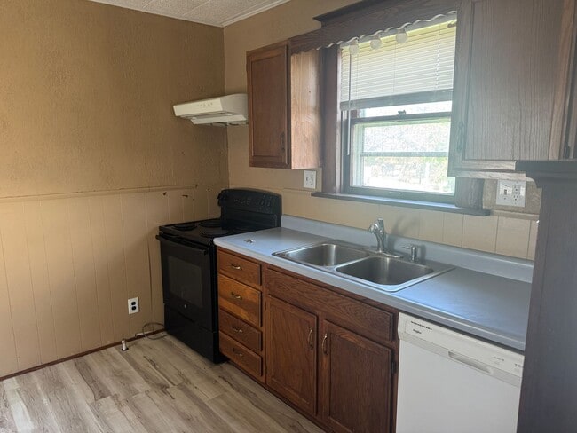 property at 114 S 12th St