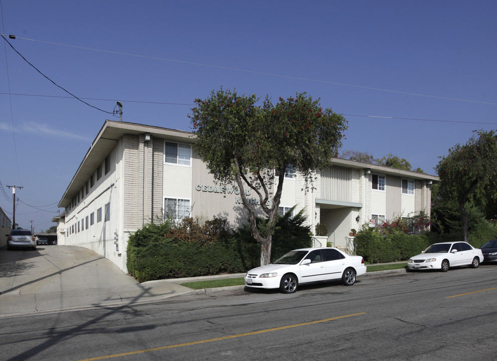 Cedarwood Heights in La Habra, CA - Building Photo