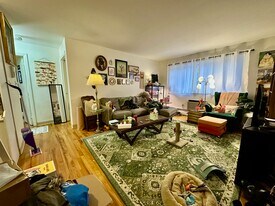 245 Kelton St, Unit 24 in Boston, MA - Building Photo