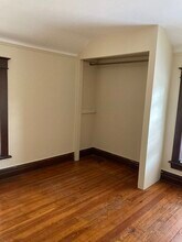 817 W Vine St in Kalamazoo, MI - Foto de edificio - Building Photo