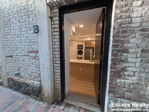 2 Joy St in Boston, MA - Building Photo - Building Photo