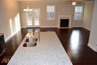 5 Holdings Dr in Lawrenceville, GA - Building Photo - Building Photo