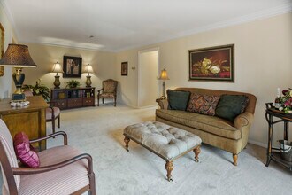 West Chester Place in West Chester, OH - Foto de edificio - Interior Photo