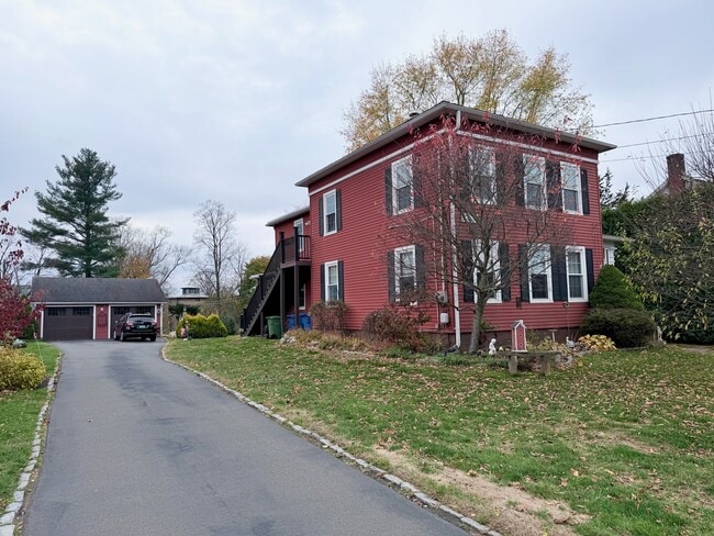 29 Freestone Ave in Portland, CT - Building Photo - Building Photo