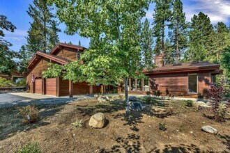 982 Sand Iron Dr in Incline Village, NV - Building Photo - Building Photo