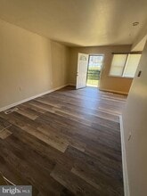 1334 E Upsal St in Philadelphia, PA - Building Photo - Building Photo