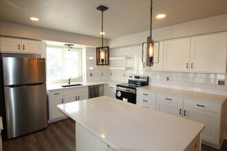 980 Richmond Dr in Fort Collins, CO - Building Photo - Building Photo