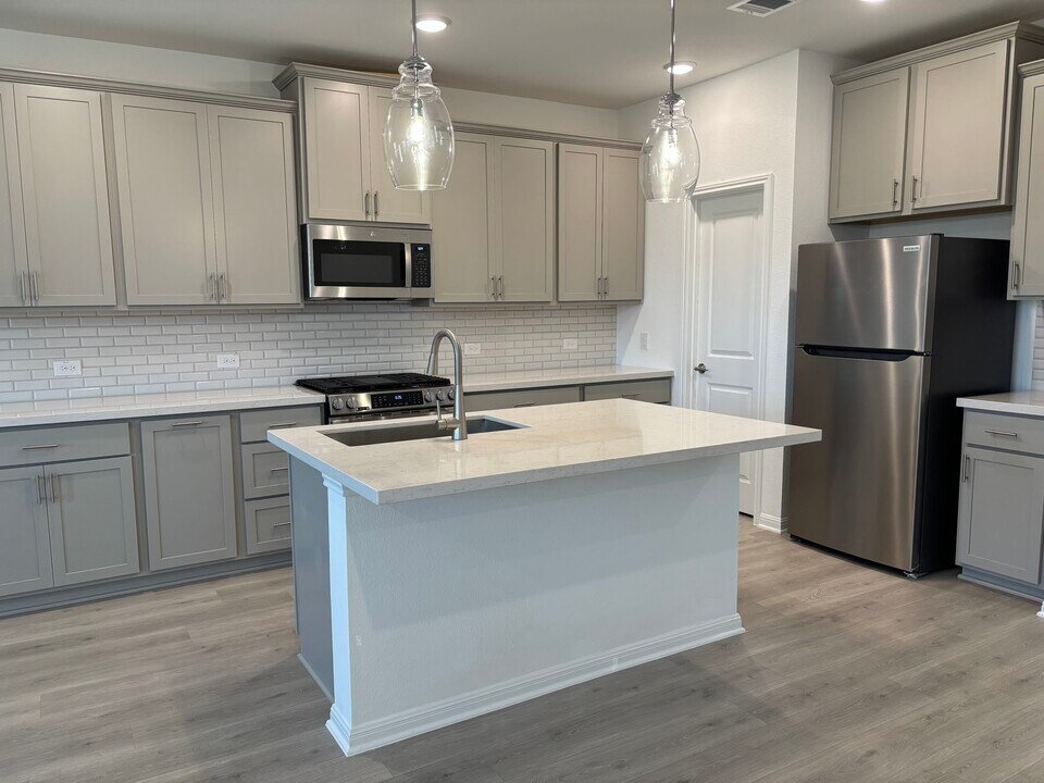 1224 Purple Martin Dr in Pflugerville, TX - Building Photo