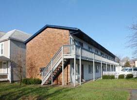 484-498 Forest St in Columbus, OH - Building Photo