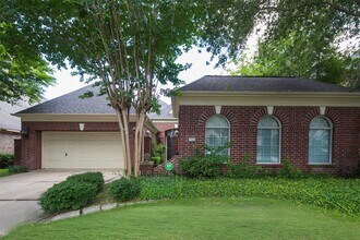 11530 Legend Manor Dr in Houston, TX - Building Photo - Building Photo