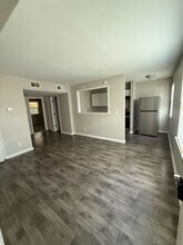 3704 Flint St in Greensboro, NC - Building Photo - Building Photo