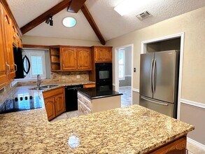 3717 97th St in Lubbock, TX - Building Photo - Building Photo