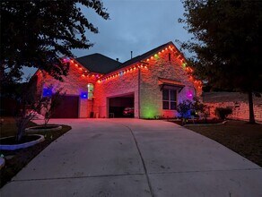 18521 DeWitt Pl in Austin, TX - Building Photo - Building Photo