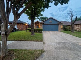 4244 Flamingo Way in Mesquite, TX - Building Photo