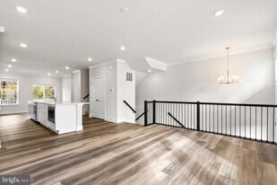 1722 Water Xing Rd in Pikesville, MD - Building Photo