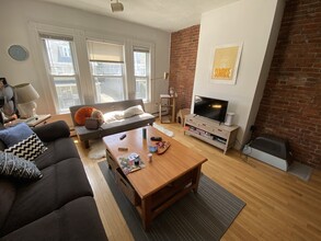 66 Murdock St, Unit 2 in Boston, MA - Building Photo - Building Photo