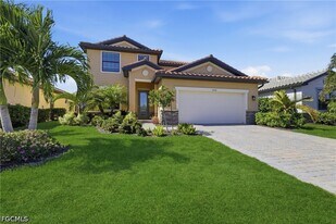 11924 Arbor Trace Dr in Ft. Myers, FL - Building Photo