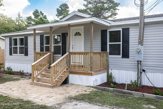 22413 Lakeview Ln in Panama City Beach, FL - Building Photo - Building Photo