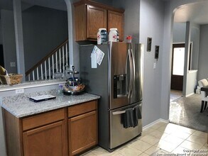 606 Campion Red in San Antonio, TX - Building Photo - Building Photo