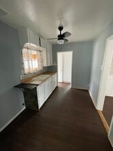 8033 Rosecrans Ave in Paramount, CA - Building Photo - Building Photo