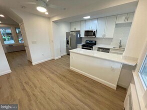 1718 Lang Pl NE in Washington, DC - Building Photo - Building Photo
