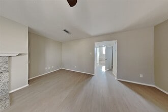 18607 Twigsworth Ln in Humble, TX - Building Photo - Building Photo