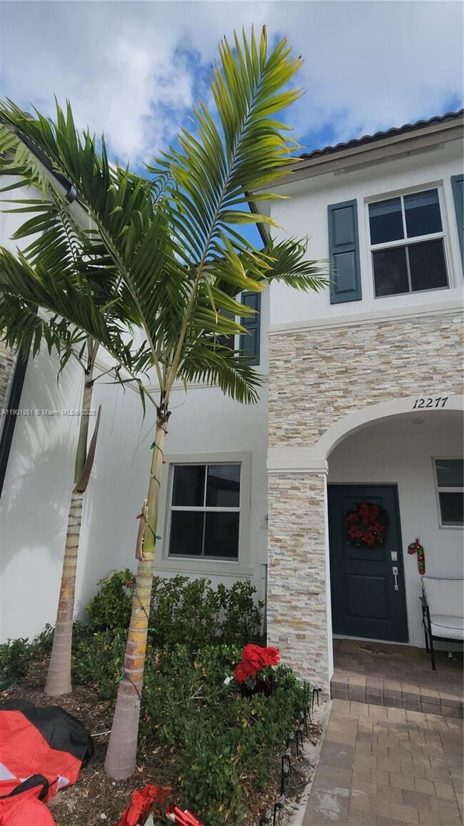 12277 NW 24th Pl in Miami, FL - Building Photo - Building Photo