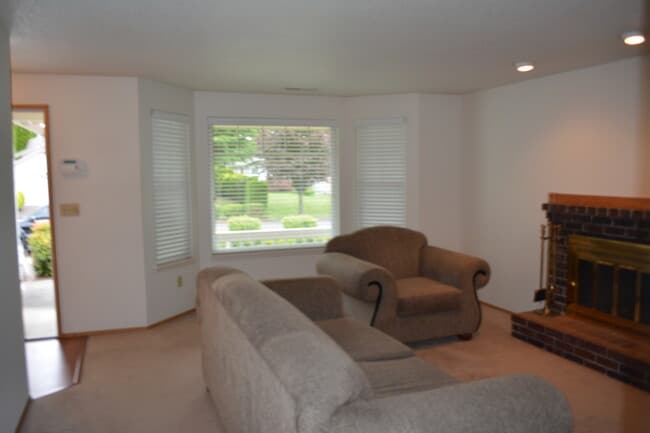 412 NE 175th Ave in Vancouver, WA - Building Photo - Building Photo