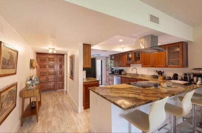 13329 Polo Club Rd in Wellington, FL - Building Photo - Building Photo