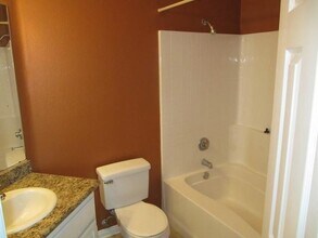 8232 Station Village Ln in San Diego, CA - Building Photo - Building Photo
