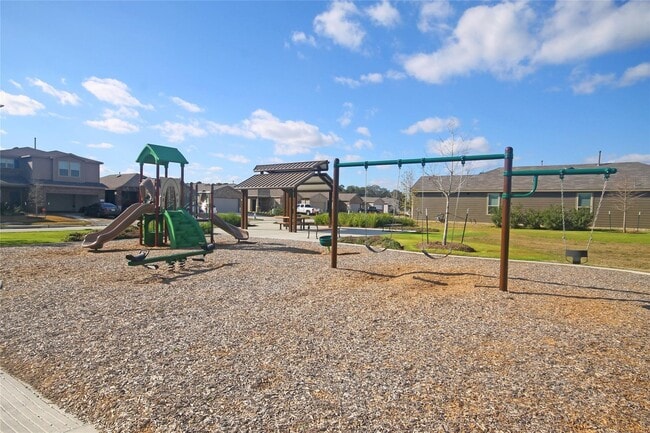 4619 Prairie Chase Dr