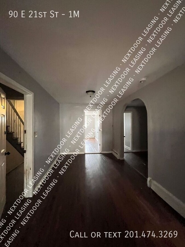 90 E 21st St in Bayonne, NJ - Building Photo - Building Photo