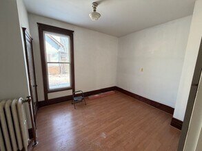 227 E School St in Owatonna, MN - Building Photo - Building Photo