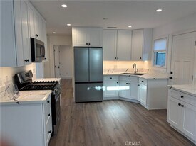 2410 Gates Ave in Redondo Beach, CA - Building Photo