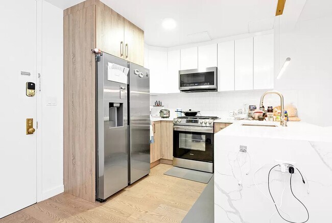 279 Sumpter St in Brooklyn, NY - Building Photo - Building Photo