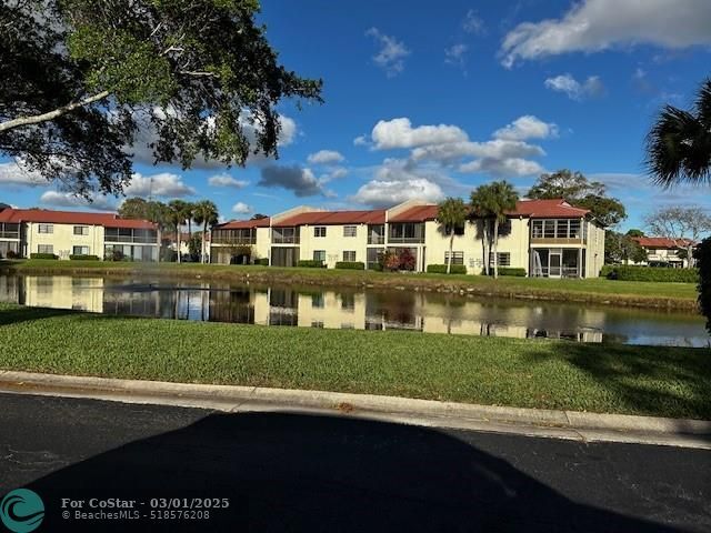 21218 Lago Cir in Boca Raton, FL - Building Photo - Building Photo