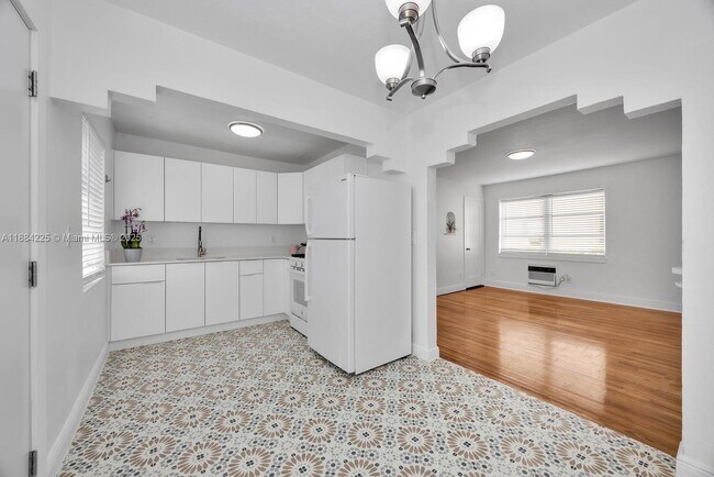 property at 23 Phoenetia Ave