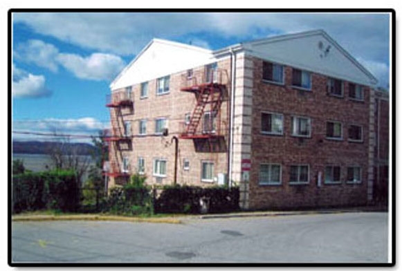 16 James St in Ossining, NY - Building Photo