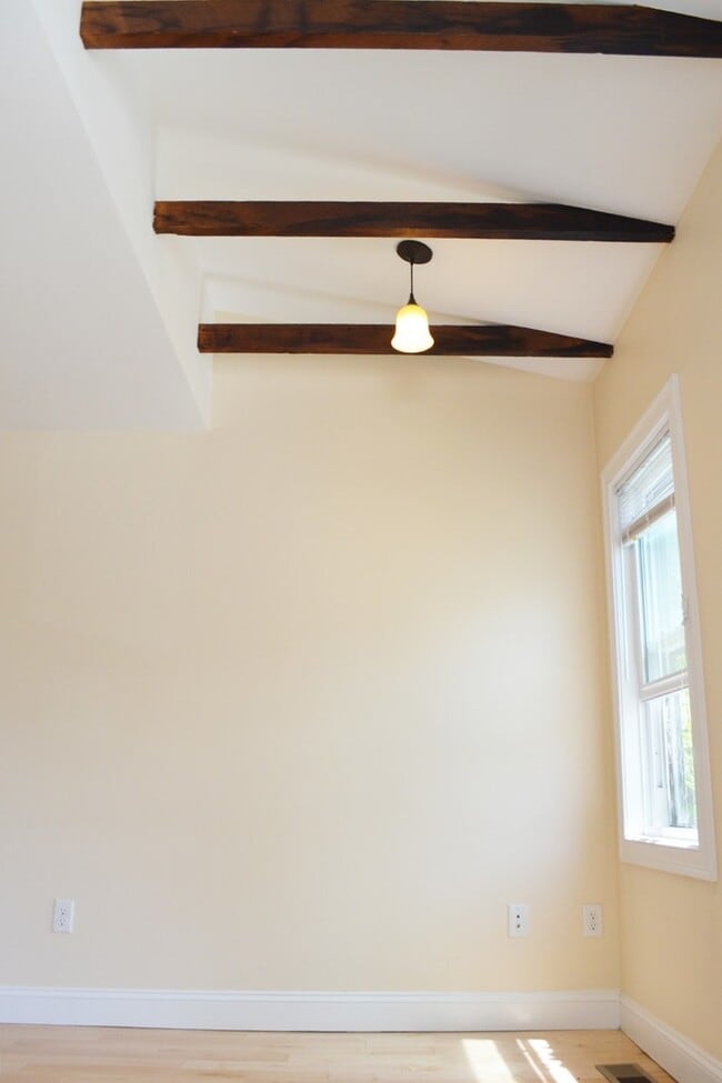 214 North Ave in Burlington, VT - Foto de edificio - Building Photo