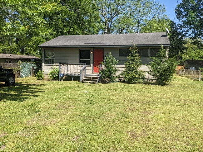 property at 2317 Center Pl S