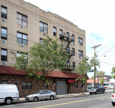 135 Franklin St in Jersey City, NJ - Foto de edificio - Building Photo