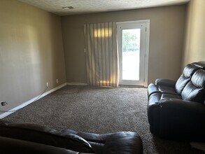 170 Monarch Ln in Clarksville, TN - Building Photo - Building Photo