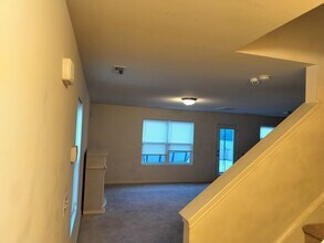 405 Holman St in Fayetteville, NC - Building Photo - Building Photo