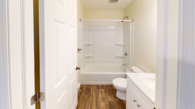 9 Park St in Stafford, CT - Building Photo - Building Photo