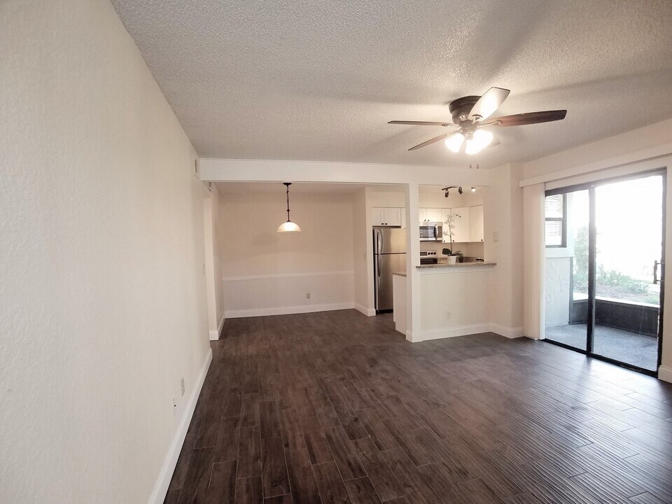 2905 Antique Oaks Cir in Winter Park, FL - Building Photo